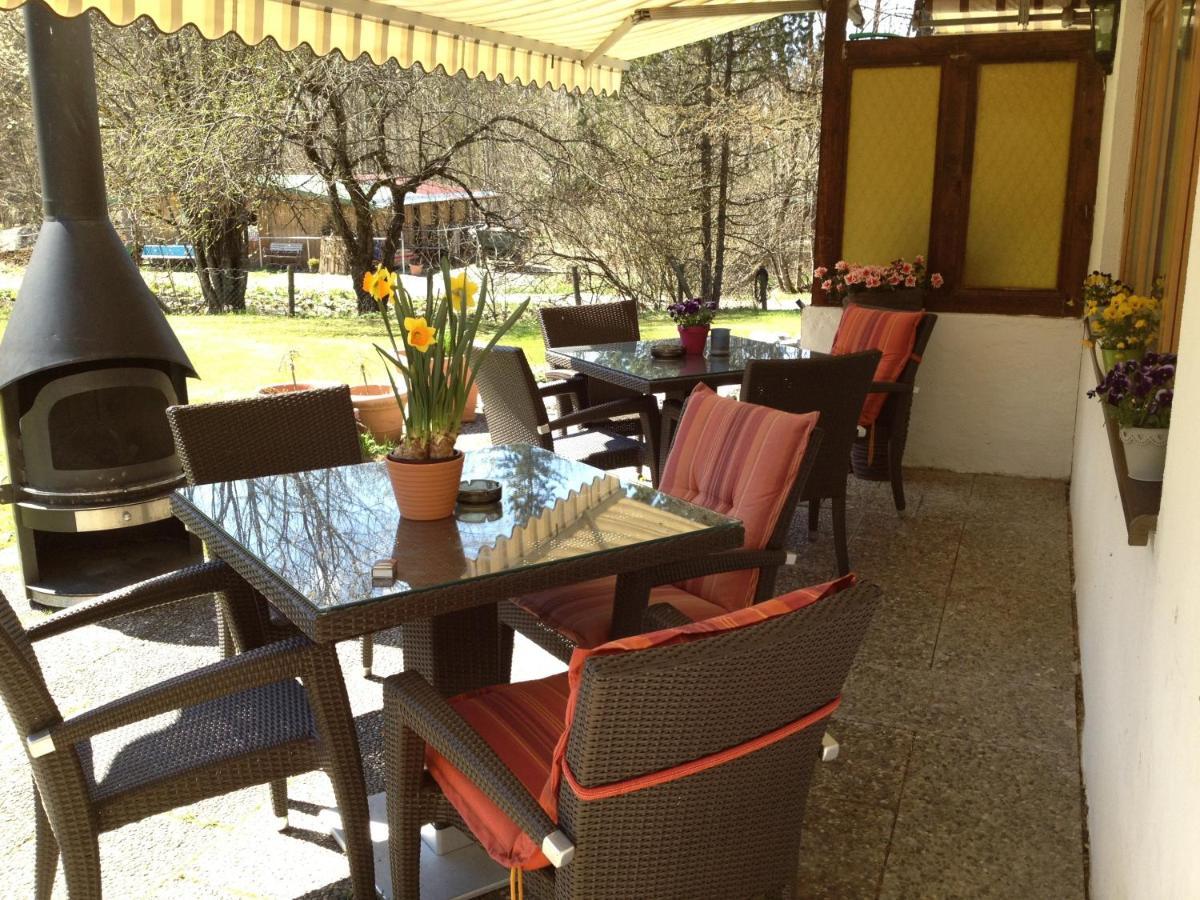 Gaestehaus Brandnerhof การ์มิช-พาร์เทนเคียร์เชน ภายนอก รูปภาพ